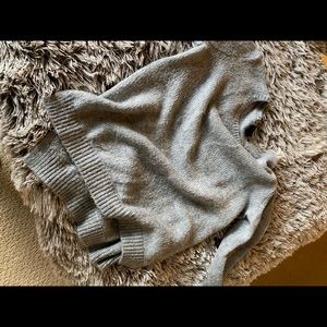 H&M Gray Sweater Size Medium